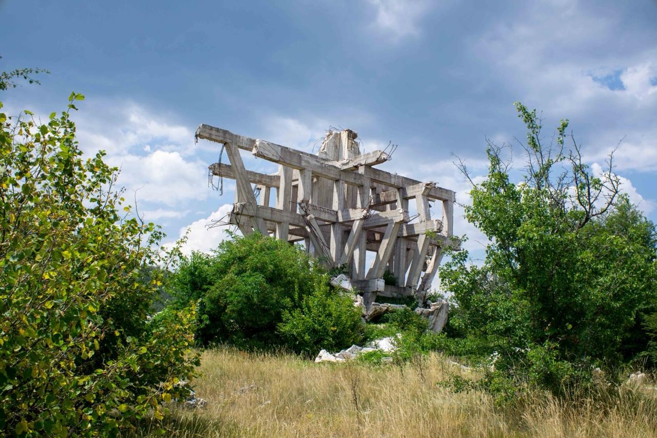 Monument to the Battle for the Wounded (1976-78, destroyed in 2000), Makljen Mountain, Bosnia and Herzegovina Designed by Bosko Kucanski.